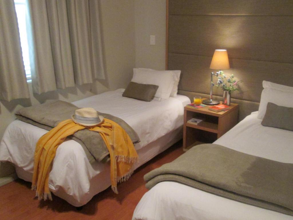 Sunstays Lagoon Beach Apartments Cape Town Room photo